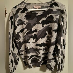 Philosophy Grey/black cashmere sweater